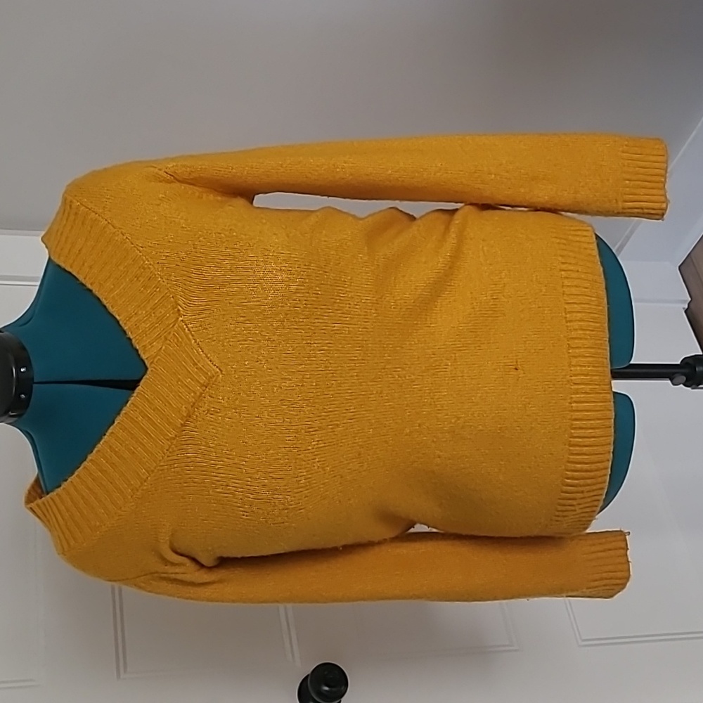 Yellow sweater